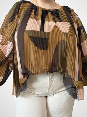 G by Giuliana Abstract Pleated Blouson Top in Pink & Brown